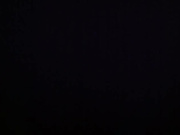 96年大学情侣宾馆洗澡后疯狂做爱,不料被服务员偷拍,小美女长得真是漂亮！