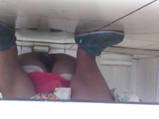 棍哥办公楼WC雅拍女白领-初露锋芒161为拍好作品.不停来回游击站术