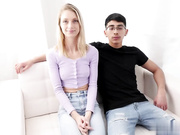 南方美女佩顿·埃弗里被18岁成年礼得到满足性爱