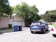 [HIKR-192] ロスでナンパしたビバリーヒルズのお嬢様が処女なのに中出しAVデビュー - 1of5