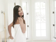 丈夫看着荡妇妻子艾米莉·威利斯操大鸡巴朋友