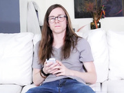 丰满的阿鲁拉·简森被瘦男人操