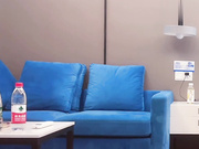 少妇被干的高潮连连 淫水喷射