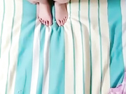 兄妹乱伦 02年大二表妹找不到工作被哥哥强干