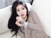 美少女因欠下网贷下海拍摄AV被轮奸内射