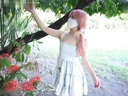 主人的任务，在公园人多的地方漏出骚逼