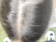 与嫂子户外踏青，趁四下无人直接干出水，最后扣的她喷出来了