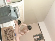 猥瑣帥氣小夥休閑會所找了個紮著辮子的D奶少婦技師全套服務 乳推臀推69吹簫嘗試各種體位 服務蠻不錯的 對白清晰