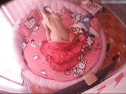 主題酒店可愛鐘點房俯視連續拍攝3對年輕情侶開房愛愛 貌似第2對最猛最刺激 被幹的快要哭了 露臉高清