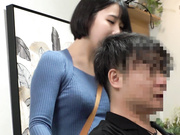 [MFOD-044] とある痴女★美容室 女性スタイリストさんとアシスタントの二人掛かりで抜かれて頭も股間もスッキリしてしまったボク。 - 1of5