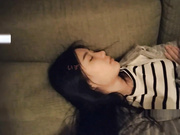 女神級美乳妹子KTV喝醉被帶入酒店任意玩弄 沙發上掰開騷穴無套內射中出白漿溢出 1080P高清完整版