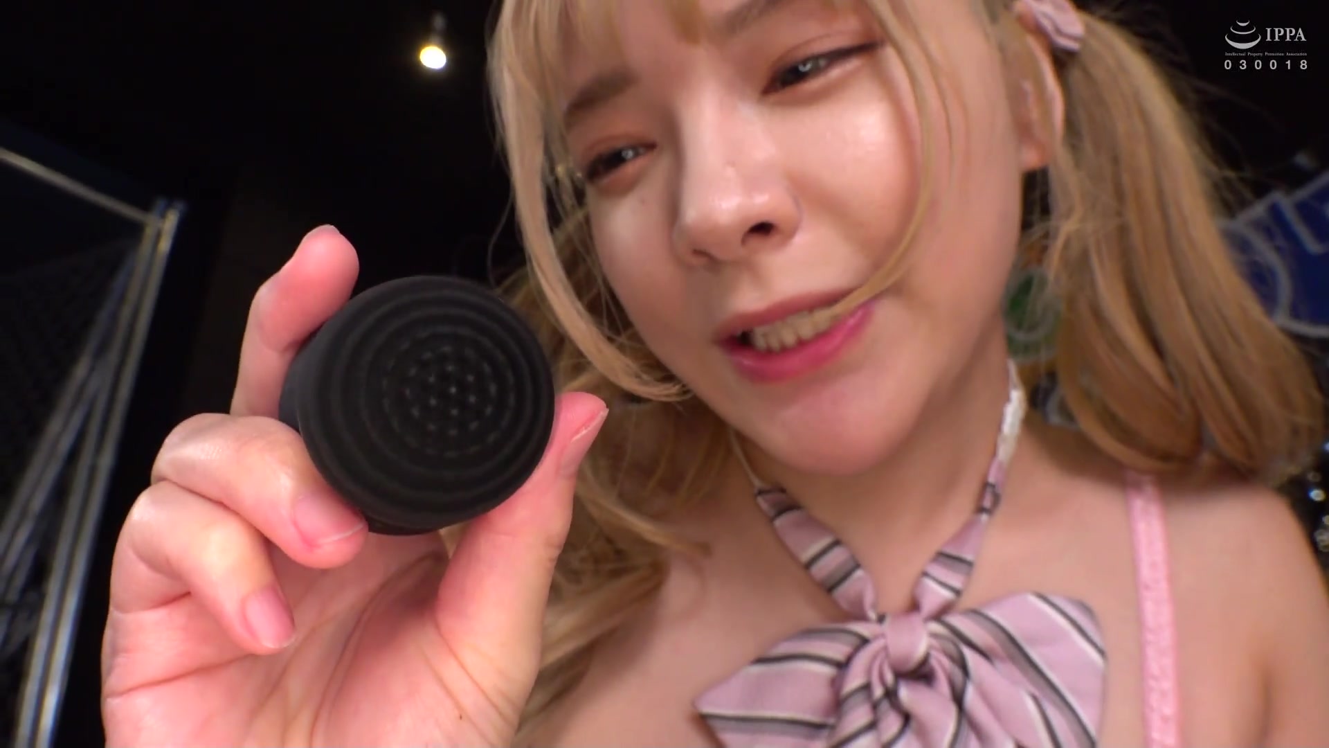 [DOKS-624] 至極の乳首責め - 2of5