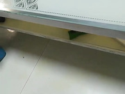 猥瑣大叔居家約了個饑渴兼職少婦上門服務 吹簫舔蛋沙發上嘗試各種體位幹得直叫求饒 服務蠻不錯的 國語高清