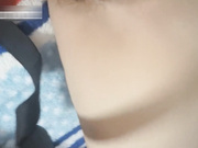 獨家推薦 假期中午弄醒正在午睡中的護校女友啪啪打炮 貌似剛破處沒多久有些靦腆 逼緊水超多～720P高清