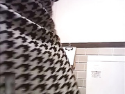 角度非常不错的坐厕前拍个个逼毛性感 有撸点