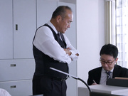 [JUR-289] 人妻秘書、汗と接吻に満ちた社長室中出し性交 すべての社長が望む愛人秘書の理想郷。 栗山莉緒 【破解】 - 1of5