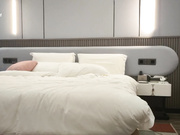 大圈外圍專場，妹子很有突出點，最近愛上了嫩妹高顏值青春風C罩杯堅挺誘人