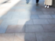 SU-006 無防備に寝てる女に中出し卑猥行為6 妹系のエロい体の女 金髪美乳のお姉さん 泉りおん 平井栞奈 - 1of5