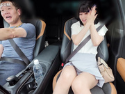 [破解]CEMD-779  高級車に乗るパパとド淫乱性癖さらしたデート2 静河 - 1of5