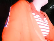 在东莞打工的眼镜少妇兼职主播晚上公园勾搭个出来找小姐的大叔野战听到说不收钱特别卖力