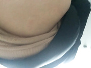 岛国盗拍网站流出国内牛人潜入地铁尾随漂美女嘘嘘