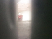 偷拍妈妈上厕所