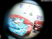 酒店情趣红床偷拍皮肤黝黑健壮小伙和性欲很强的白嫩嫂子开房偷情