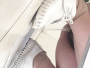 舞蹈学院蹲守三个穿着艳红色高跟绝美少女,微微充血的肥唇肉穴真想搞个4P