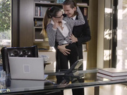 办公室有这样的尤物美女谁也挡不住要性奋啊 妹子制服诱惑苗条好身材搞穴很会玩啪啪停不下