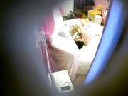 皮肤白皙漂亮的大奶美乳靓妹酒店被只想干她的情人操的胡言乱语,人美身材好连续干了2次都累瘫了.国语!