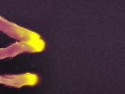 三个苗条大长腿妹子 白嫩肉肉诱惑挡不住一身红衣看的热血沸腾，美女吞吐大鸡巴进出销魂啪啪射了啊720P高清