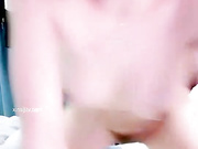 高颜值娃娃脸可爱嫩妹瑶瑶小妖精人瘦奶大阴毛性感被男友深喉干完屁眼干逼眼呻吟凄惨叫爸爸轻一点对白淫荡