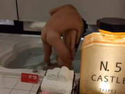 社会纹身男酒店约啪高颜值性感翘臀白虎美女啪啪,身强体壮各种姿势爆插,鸡巴越干越硬美女受不了用手掰着逼让他快干!