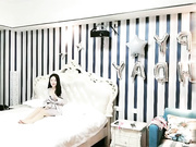 22岁艺校女生被两个社会哥冒充摄影师套路到酒店私拍潜规则啪啪啪