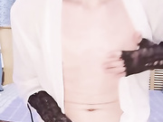 【美妖推荐】高颜值清秀可爱CD鹿久久 性感的小身材，只可亲吻，不可进入，乖乖地含住 要射了！~1