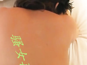 喜欢被巴掌调教的极品骚气美熟妇毒龙口活女上位主动吞精