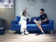 9总全国探花黄先生上场白衣丰满少妇，穿上情趣装扣逼近距离特写口交猛操_ev