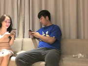 小宝寻花今晚约了个极品性感美女啪啪，舌吻坐在身上摸屁股口交上位骑乘猛操_ev