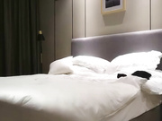 陈导探花约了个高颜值白裙妹子，退下内裤互舔特写口交猛操_ev