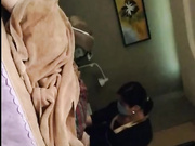 【重磅】超火主播【SPA女按摩師】足浴店美女技師偷拍爲男客做全裸SPA打飛機 這次虧了衣服被扒光 國語高清