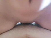 白虎继妹用小穴在我屌上摩擦最后和我玩骑乘位