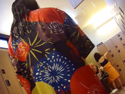 【全網推薦】【盜流悶-風呂特攻隊系列新一期】女拍手暗藏高清設備偷錄大眾洗浴中心更衣間 誘人胴體年輕妹子乳房看得欲火焚身 1080P高清原版