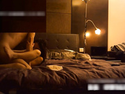 大款老板星級酒店高價約啪極品外圍女模 顏值高身材好主動張開雙腿嘗試各種體位 叫床聲給力 國語1080P高清