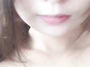 长得有点清纯的妹子道具自慰秀逼逼毛不多阴唇有点黑