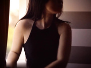 性感性感的深色头发艾德拉·福克斯双穿