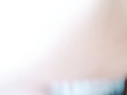 00后嫩妹躺平岔开双腿极品蝴蝶穴