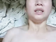 露脸肏熟女人妻屁眼儿