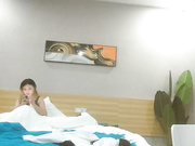 夜夜换新娘身体真好每天都干还吃药