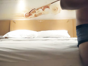 约性感短裙妹啪啪特写摸逼口交抬腿侧入抽插