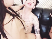 疯狂姐妹花浪叫呻吟不止性爱转转椅情趣小游戏